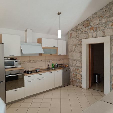 Apartment Nada ロゴズニッツァ エクステリア 写真
