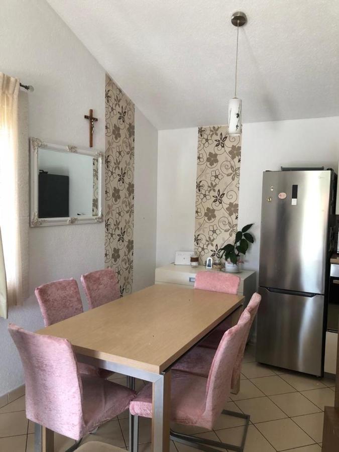 Apartment Nada ロゴズニッツァ エクステリア 写真